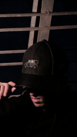 4 X 4 Luxe Cap
